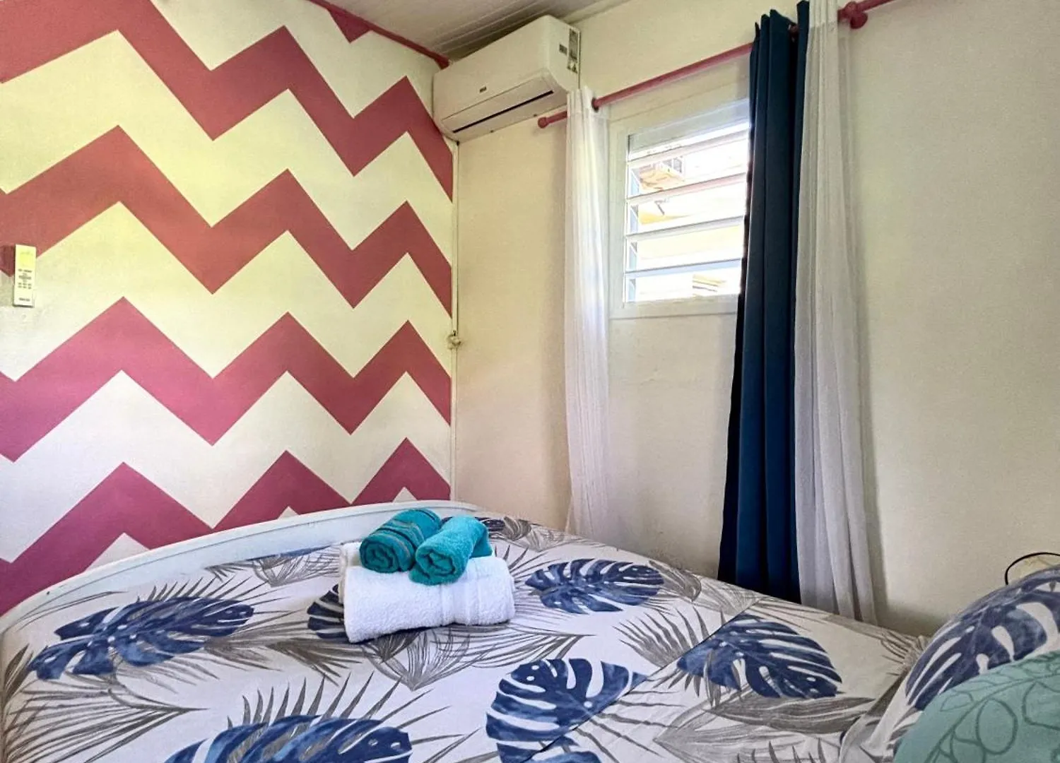 L'Amandier De Suzana - Plage Intimiste Juste En Face Le Moule Guadeloupe